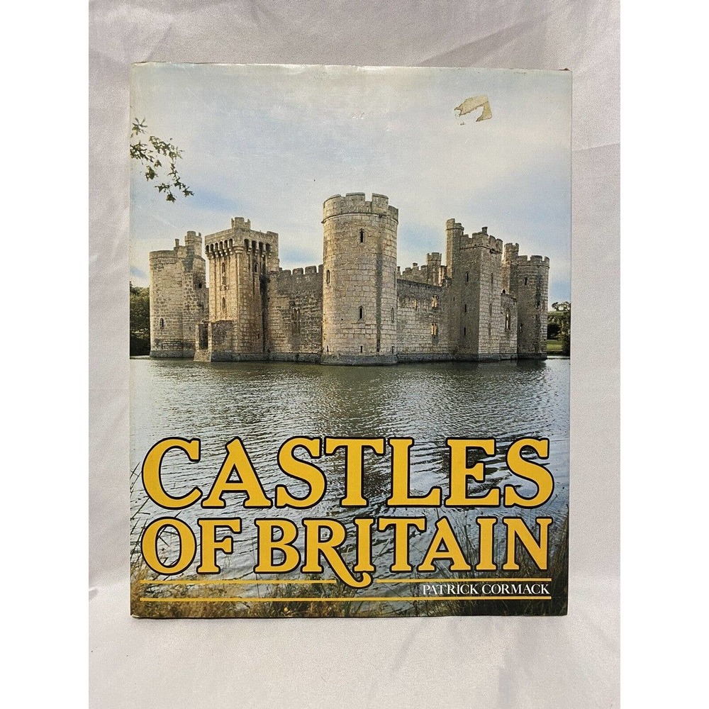Vintage 1982 Bookโ - Castles Of Britain Patrick Cormack Hardcover